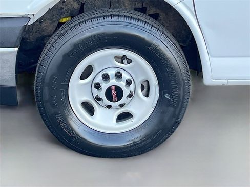 Used 2024 GMC Savana 2500 w/ Driver Convenience Package image 29