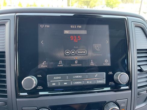 Certified 2024 Nissan Titan SV w/ SV Convenience Package image 10