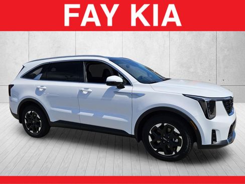 New 2026 Kia Sorento S FWD image 1