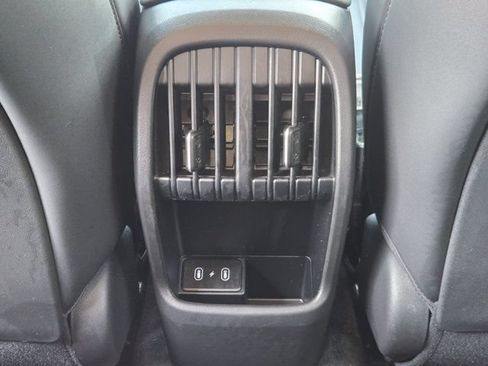 Certified 2025 Hyundai Kona Limited AWD/4WD image 27