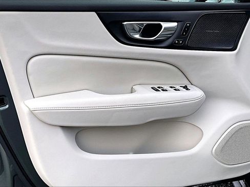 Certified 2026 Volvo V60 B5 Cross Country Plus w/ Protection Package Premier image 19