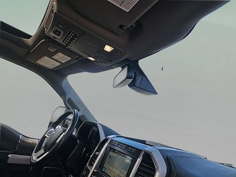 Used 2019 Ford F250 Lariat w/ Lariat Ultimate Package image 25