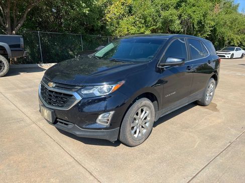 Used 2021 Chevrolet Equinox LT AWD/4WD image 2