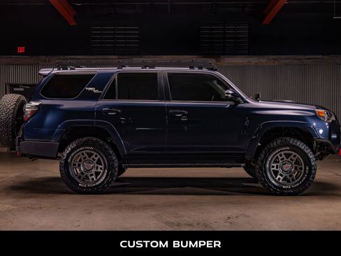 Used 2023 Toyota 4Runner TRD Off-Road Premium w/ Moonroof Package AWD/4WD image 10