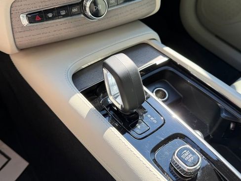 Used 2025 Volvo XC90 T8 Plus w/ Protection Package image 12