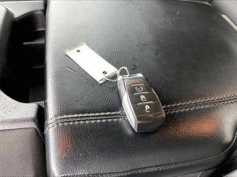 Used 2022 RAM 1500 Big Horn image 12