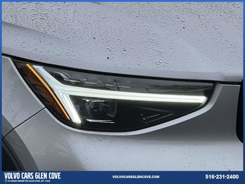 Certified 2026 Volvo XC40 B5 Plus w/ Protection Package Premier AWD/4WD image 7