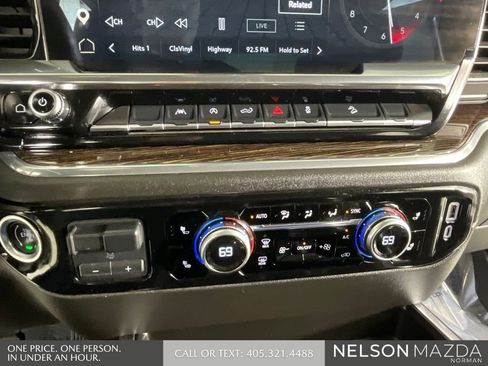 Used 2025 GMC Sierra 1500 Elevation AWD/4WD image 34