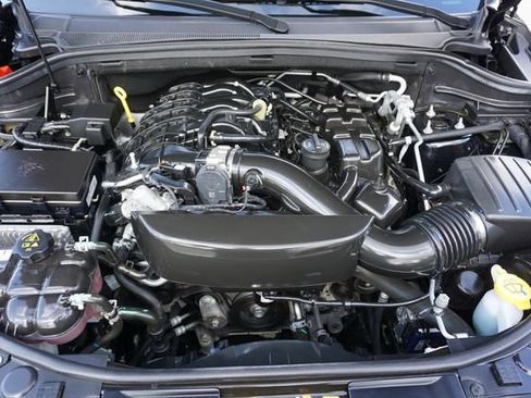 Used 2023 Dodge Durango GT AWD/4WD image 18