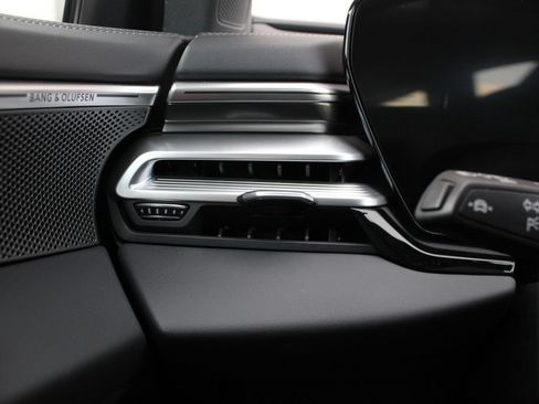 New 2026 Audi A6 Premium Plus AWD/4WD image 10