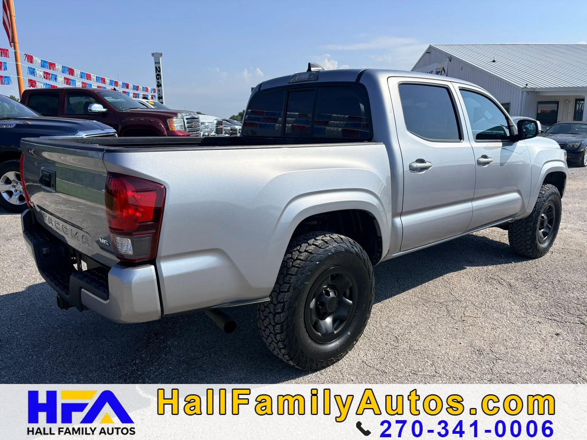 Used 2021 Toyota Tacoma SR AWD/4WD image 5
