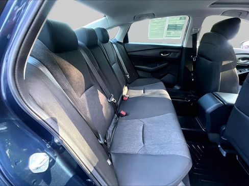 Used 2023 Honda Accord EX image 19