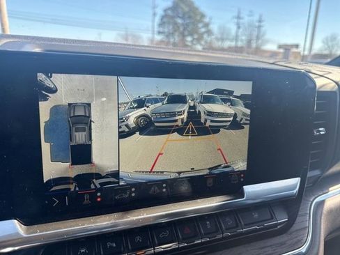 Used 2024 GMC Sierra 1500 SLT w/ SLT Premium Plus Package image 17