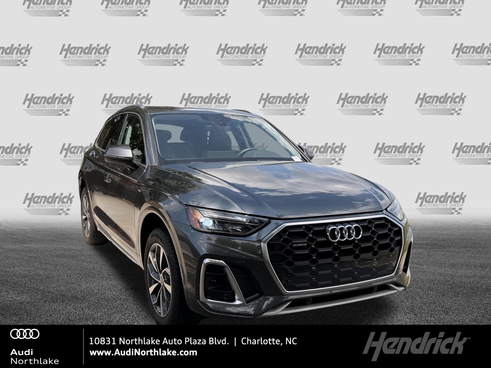 Certified 2025 Audi Q5 2.0T Premium AWD/4WD image 1