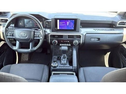 Certified 2024 Toyota Tacoma SR5 AWD/4WD image 16