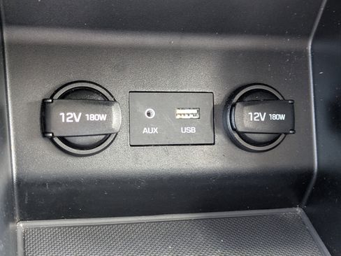 Used 2019 Hyundai Elantra SE w/ Winter Weather Package FWD image 26