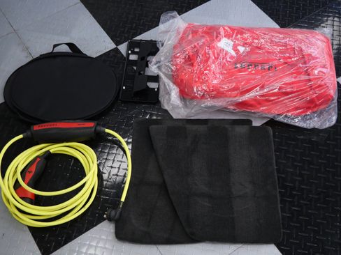 Used 2025 Ferrari 296 GTS image 41