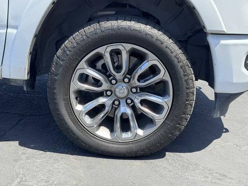 Used 2021 RAM 1500 Laramie AWD/4WD image 6