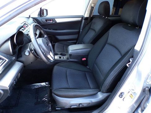 Used 2015 Subaru Outback 2.5i Premium AWD/4WD image 9