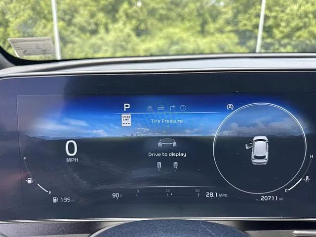 Certified 2025 Kia Sportage SX FWD image 11