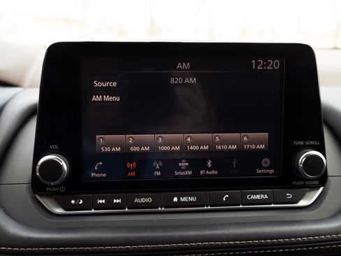 Used 2021 Nissan Rogue SV image 29