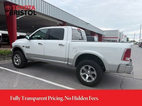 Used 2017 RAM 1500 Laramie w/ Convenience Group AWD/4WD image 9