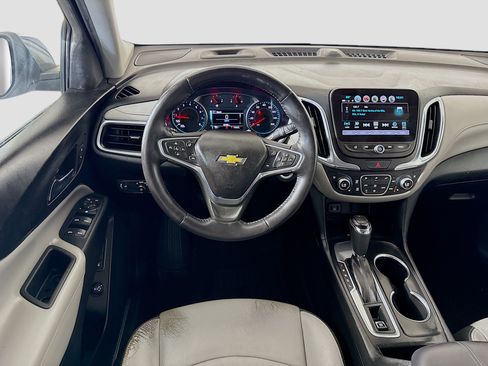 Used 2018 Chevrolet Equinox Premier FWD image 17