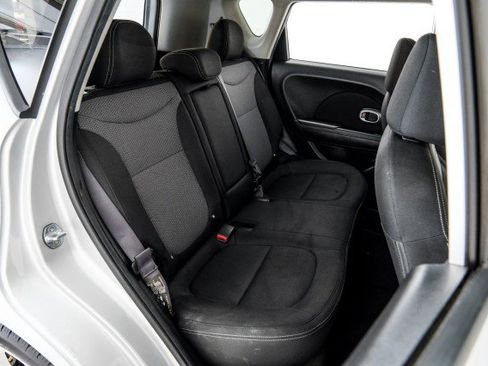 Used 2017 Kia Soul + image 29