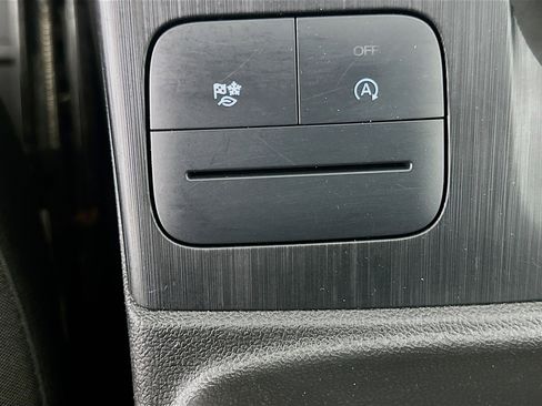 Used 2024 Ford Escape Active image 25