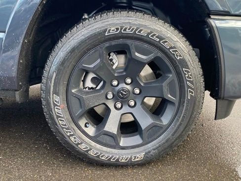 New 2026 RAM 1500 4x4 Crew Cab image 19