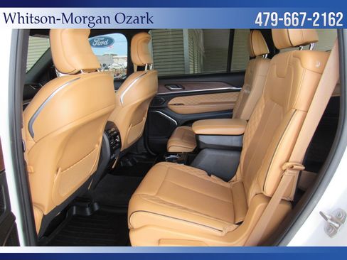 Used 2022 Jeep Grand Cherokee L Summit w/ MOPAR Finishing Package AWD/4WD image 27