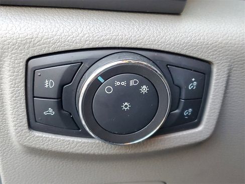 Used 2022 Ford F450 XLT w/ XLT Value Package image 29