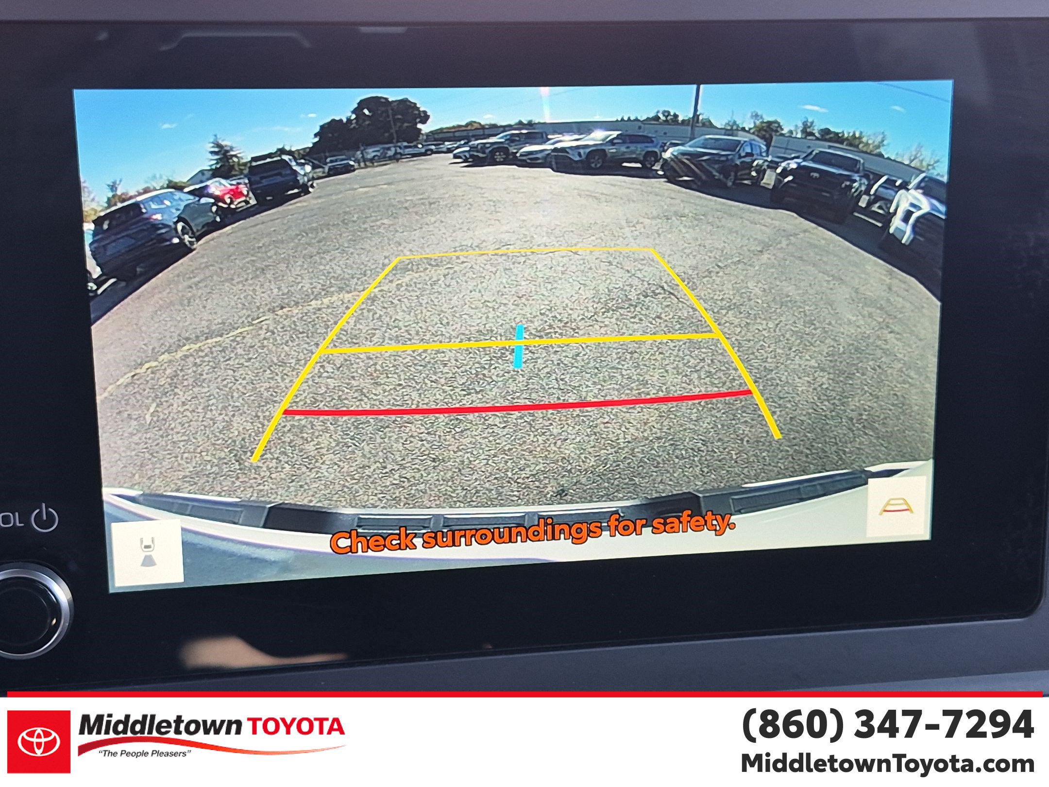 Used 2025 Toyota Tacoma SR5 AWD/4WD image 24