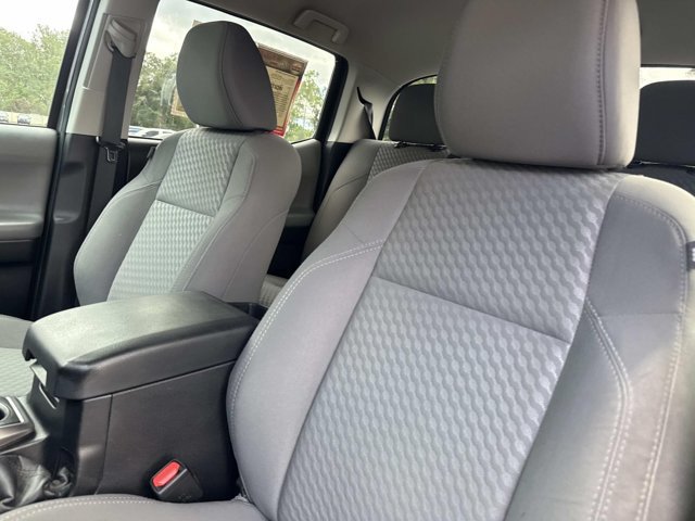 Used 2021 Toyota Tacoma SR5 RWD image 10