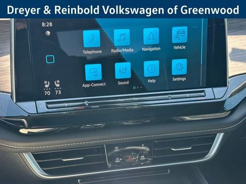New 2026 Volkswagen Atlas SEL Premium R-Line AWD/4WD image 18