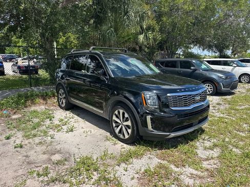 Used 2021 Kia Telluride EX w/ EX Premium Package FWD image 2