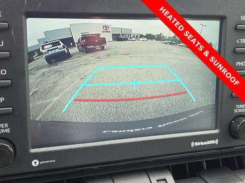 Used 2022 Toyota RAV4 XLE Premium AWD/4WD image 17