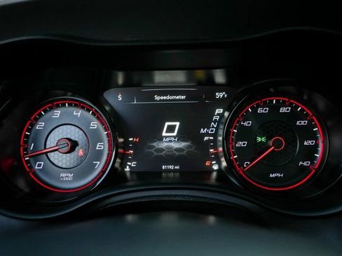 Used 2020 Dodge Charger SXT w/ Blacktop Package image 40