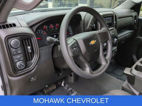 Used 2022 Chevrolet Silverado 1500 Custom AWD/4WD image 11