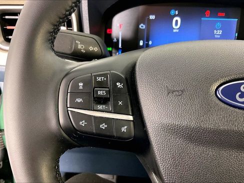 Used 2025 Ford Maverick Lariat AWD/4WD image 25