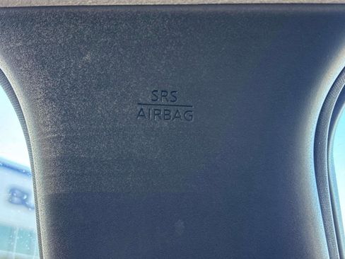 Used 2022 Nissan Leaf SV Plus image 27