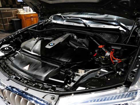 Used 2016 BMW X5 xDrive50i image 32