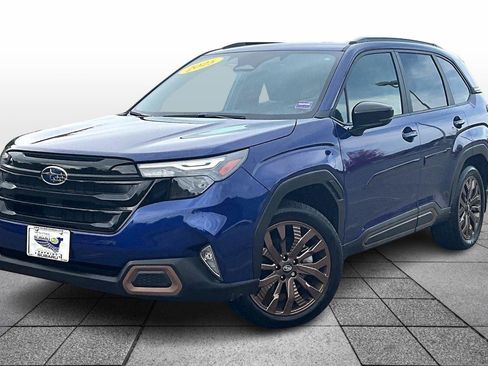 Used 2025 Subaru Forester Sport image 10