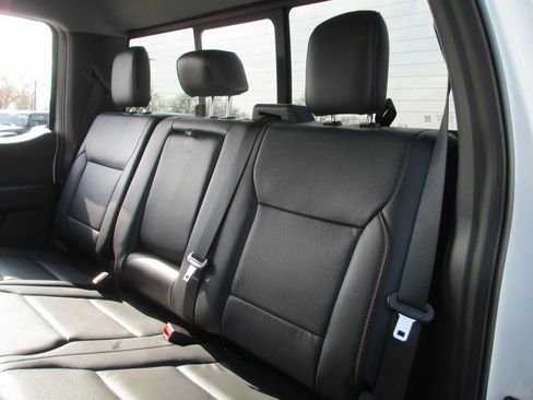 Used 2025 Ford F350 Lariat w/ Lariat Ultimate Package image 20