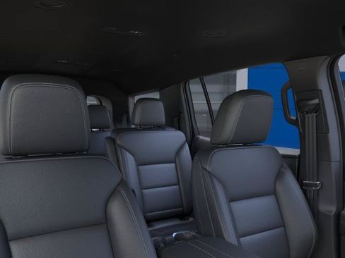 New 2027 Chevrolet Traverse LT w/ Driver Confidence Package AWD/4WD image 24