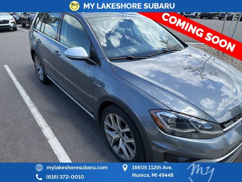Used 2019 Volkswagen Golf Alltrack SE AWD/4WD image 1