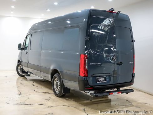 Used 2019 Mercedes-Benz Sprinter 170 image 6