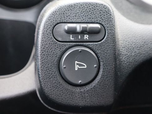 Used 2010 Honda Fit Sport image 28