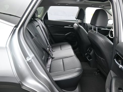 Used 2025 Kia Seltos EX w/ EX Sunroof Package image 35