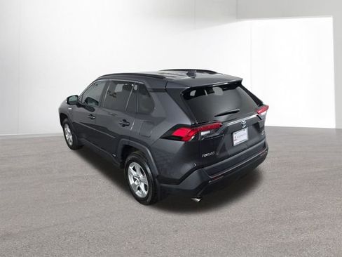 Used 2020 Toyota RAV4 XLE image 38